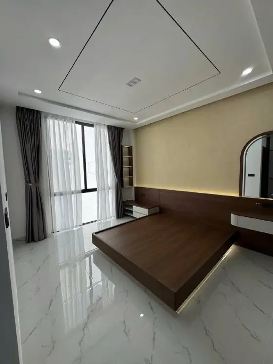 Дом 4 спальни 300 м², фото 2