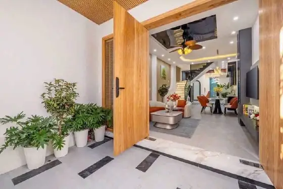 Дом 3 этажа 4 спальни 73 м², фото 1