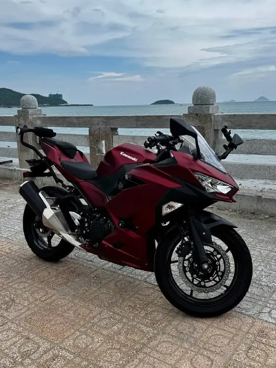 Kawasaki Ninja 400 2024 год, фото 2