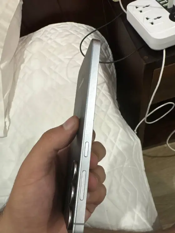 Samsung S25 FE 128 ГБ, фото 2