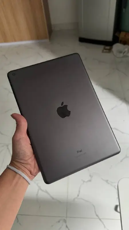 Apple iPad 9 поколения 64 GB Wi-Fi, фото 3