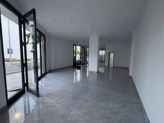 Коммерческое помещение 120 м² в Фуок Лонг, фото 1