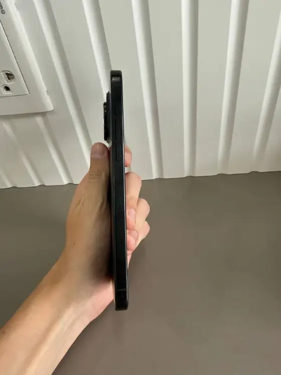 iPhone 16 Pro Max 256 ГБ, фото 3