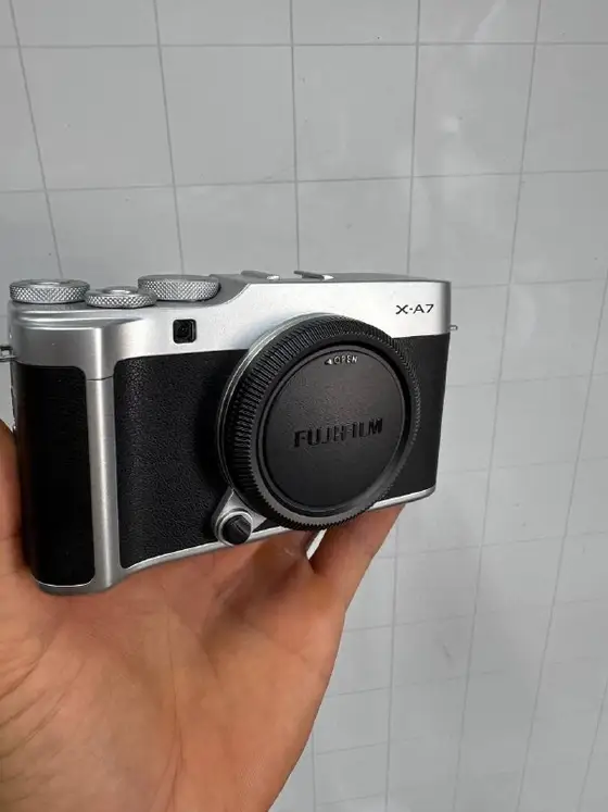 Fujifilm X-A7 с объективом 15-45 мм, фото 2