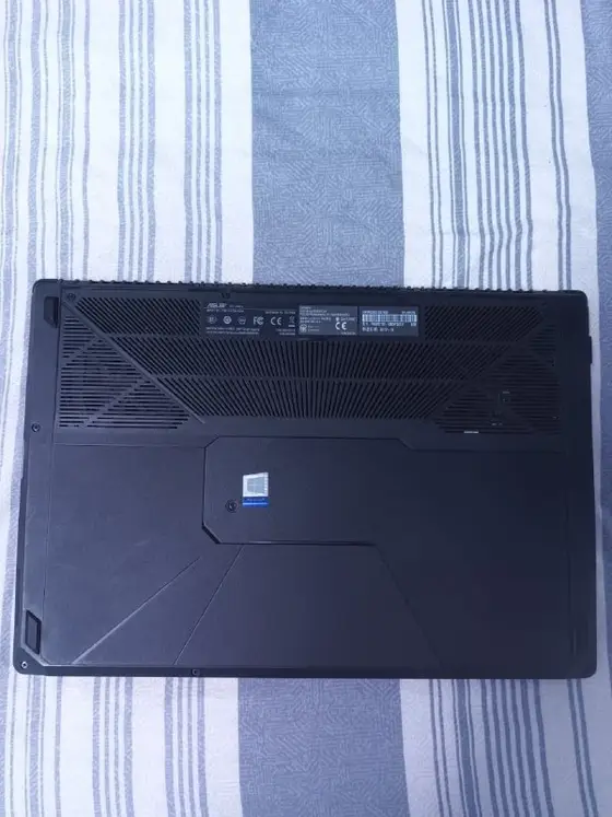 Игровой ноутбук Asus FX63V, фото 3