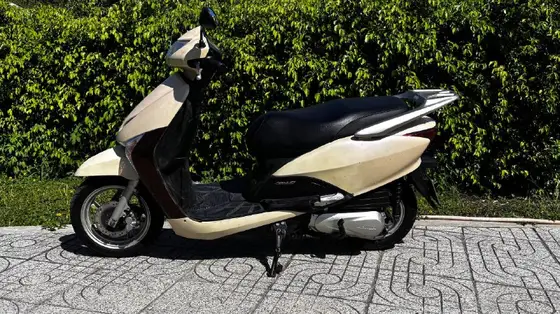 Скутер Honda Lead 110 2011 год, фото 1