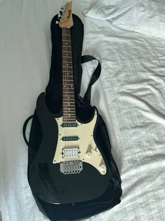 Электрогитара Ibanez Gio, фото 1