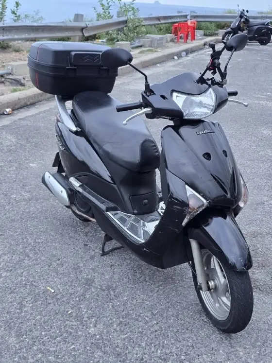 Honda Lead с кофром, фото 1