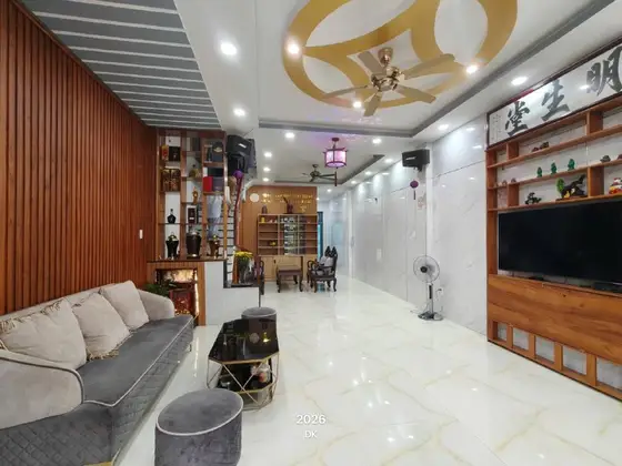 Дом 270 м² 3 спальни запад Нячанга, фото 1