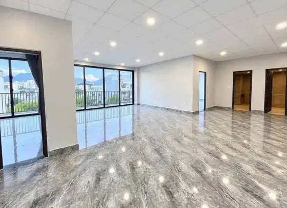 Коммерческое здание 1000 м², фото 2