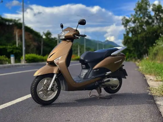 Honda LEAD 2012 скутер, фото 1