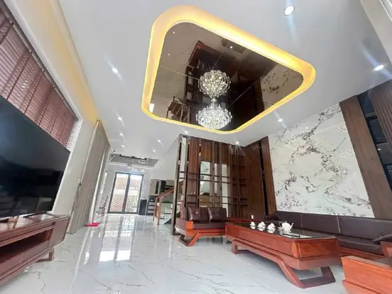 Вилла 3 этажа 5 спален 250 м², фото 3