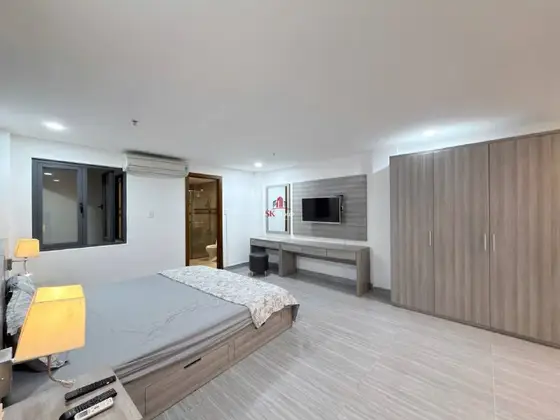 Студия 40 м² в центре с окном, фото 1