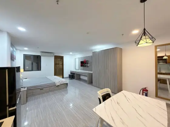 Студия 40 м² в центре с окном, фото 2