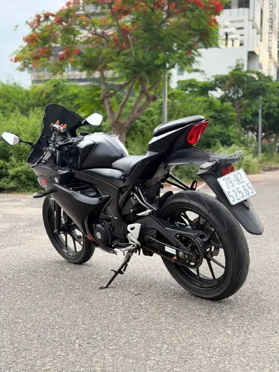 Suzuki GSX R 150 2018, фото 2