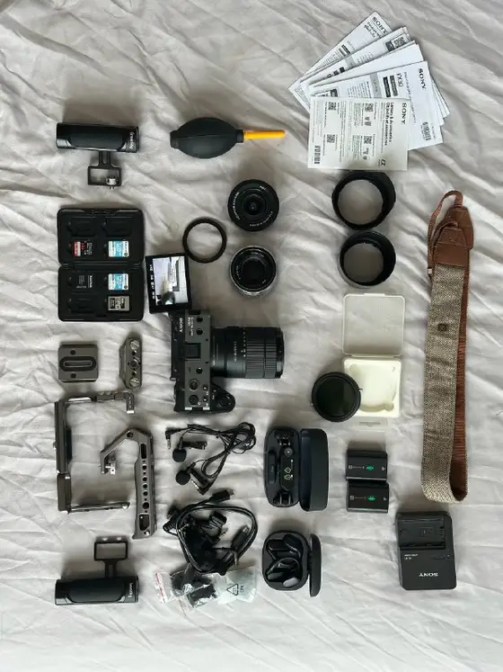 Видеокамера Sony FX30 с объективами, фото 1