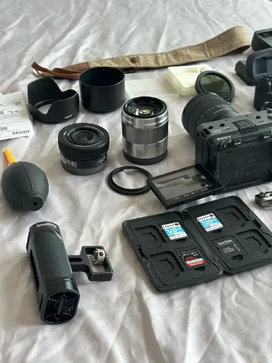 Видеокамера Sony FX30 с объективами, фото 2