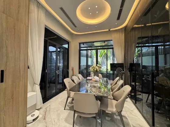 Дом 3 спальни 250 м², фото 2