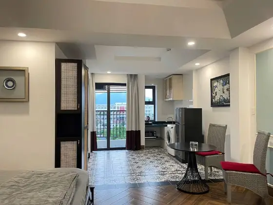 Студия 45 м² с балконом, фото 1
