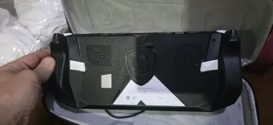 Ноутбук MSI Claw A8, фото 3