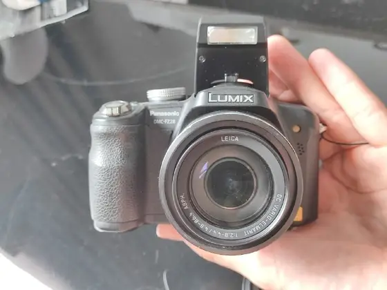 Фотоаппараты Panasonic и Canon, фото 2