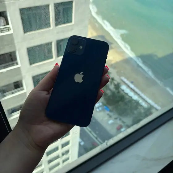 iPhone 13 на 128 ГБ, фото 1