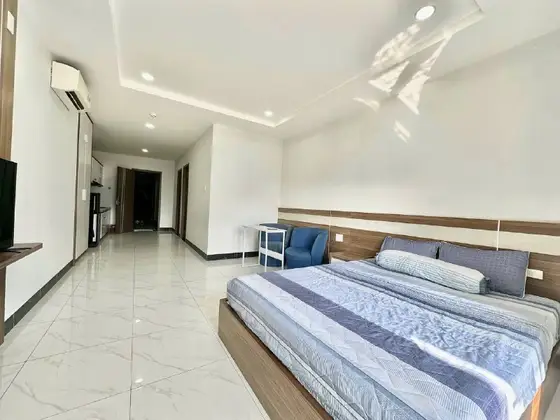 Студия 55 м² с балконом на Ли Нам Де, фото 1