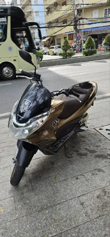 Honda PCX 2011 года, фото 1