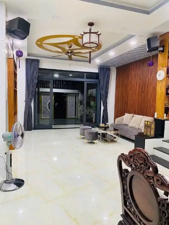 Дом 3 спальни 270 м² в Май Гиа, фото 1