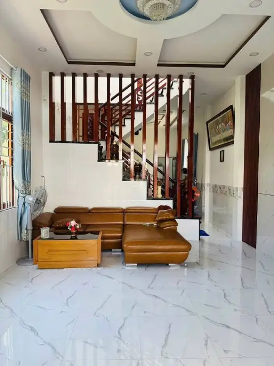 Дом 3 спальни 200 м², фото 2