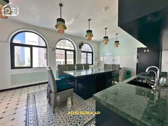 Квартира-пентхаус 70 м², фото 1