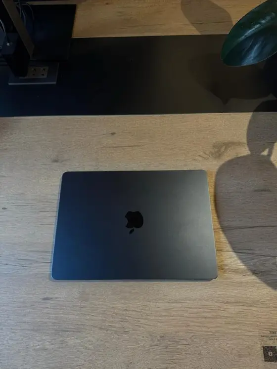 MacBook Air M2 13 2022 Space Gray, фото 1