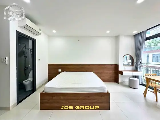 Студия 32 м² с балконом в центре, фото 1