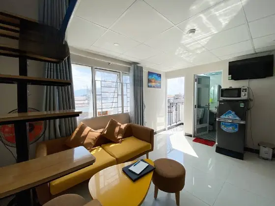 Студия 35 м² с антресолью в центре, фото 3
