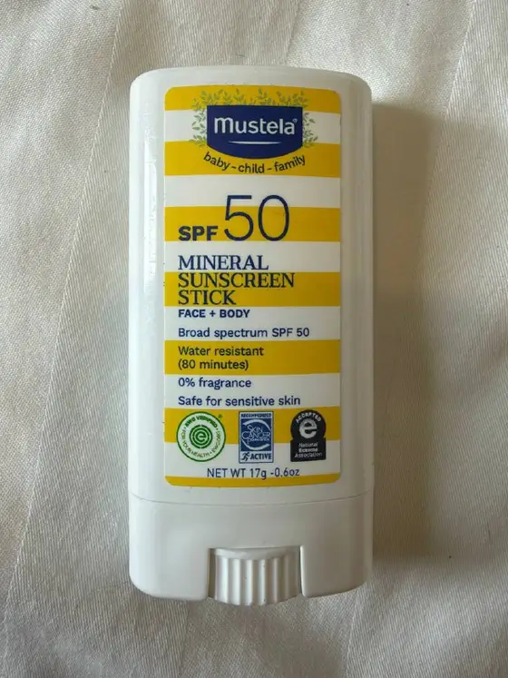 Солнцезащитный стик Mustela SPF 50, фото 1