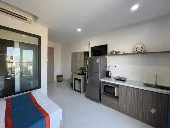 Апартаменты 30 м² с балконом на Lý Thường Kiệt, фото 2