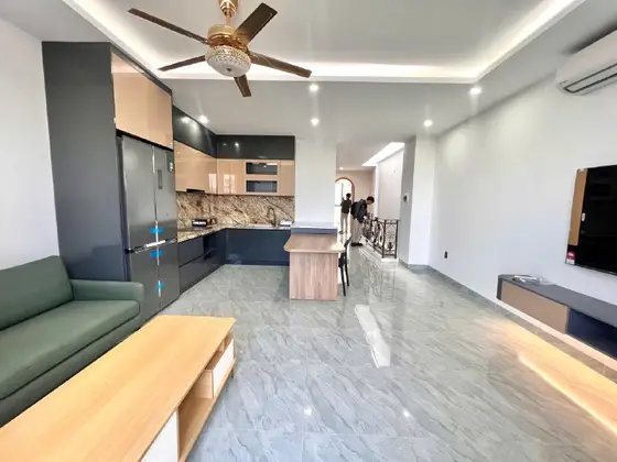 Пентхаус 1 спальня 80 м², фото 1