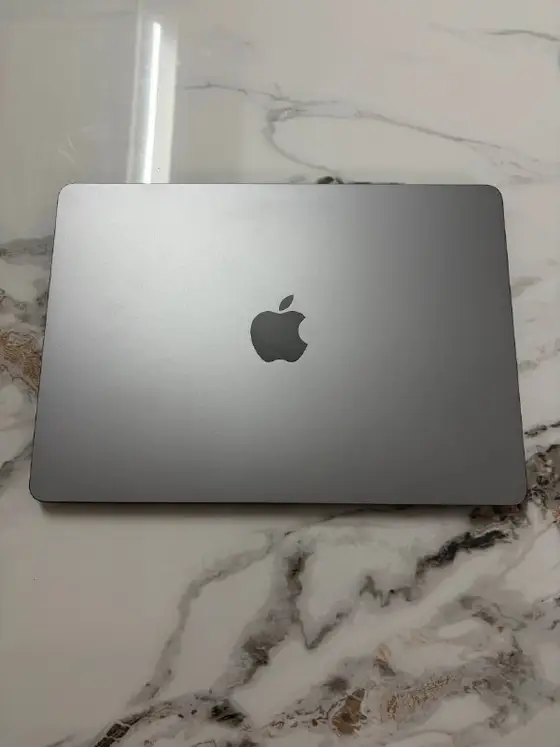 MacBook Air M3 13 дюймов, фото 2