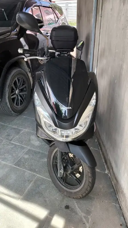 Honda PCX 125 2015 год с кофром, фото 3