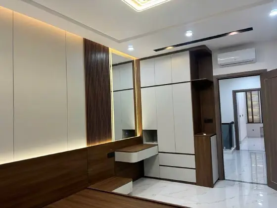 Дом 4 спальни 300 м², фото 3