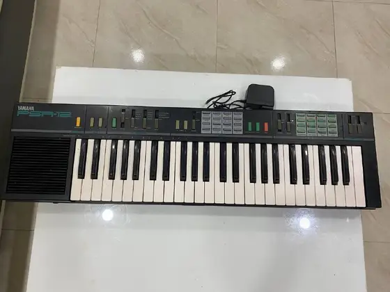 Синтезатор Yamaha PSR-12, фото 1