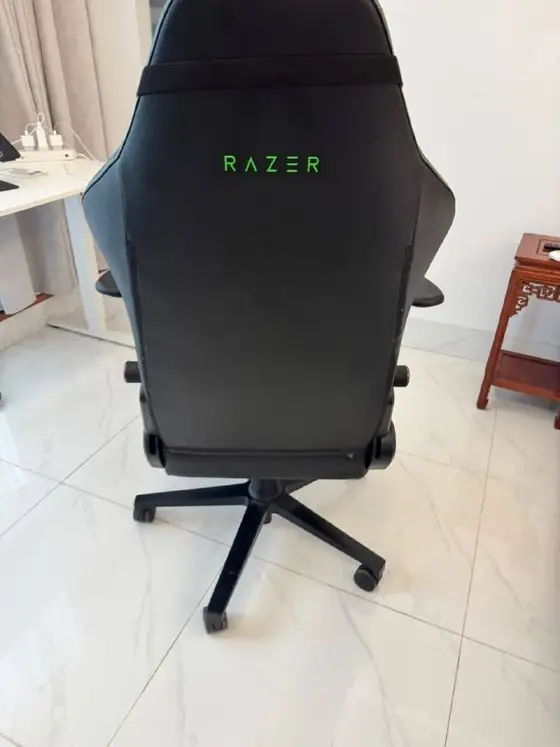 Игровое кресло Razer Iskur V2, фото 3