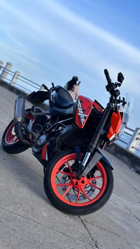 KTM DUKE 200 2019 года с кофром, фото 3