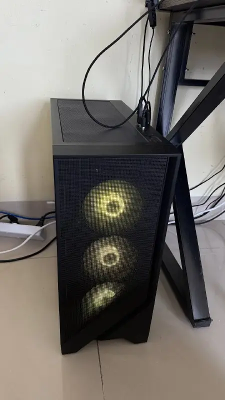 Стол стул лампа корпус MSI, фото 2