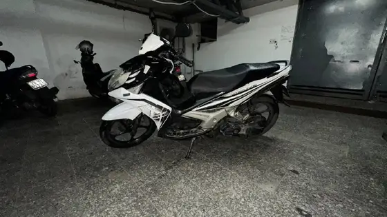 Два байка Yamaha, фото 3
