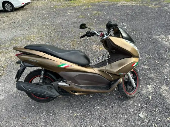 Honda PCX 2011, фото 1