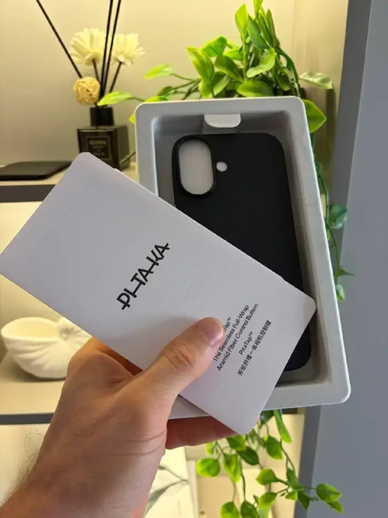 Чехол Pitaka для iPhone 17, фото 3