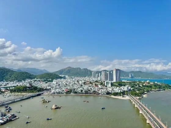 Квартира с 2 спальнями в Mường Thành 04, фото 1