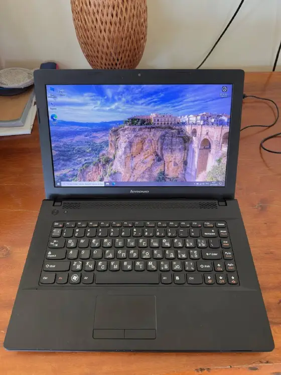 Lenovo G400 ноутбук, фото 1